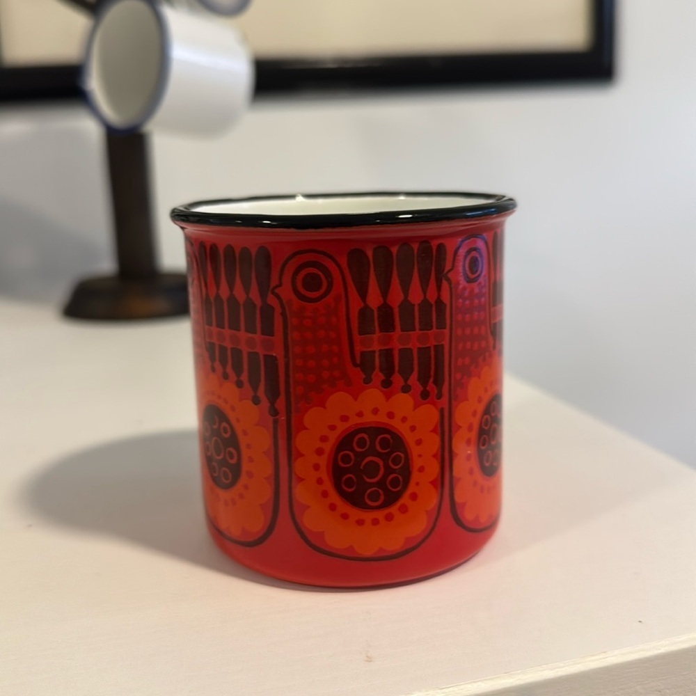 Finel Retired Lintu Bird Enamel Cup by Kaj Franck